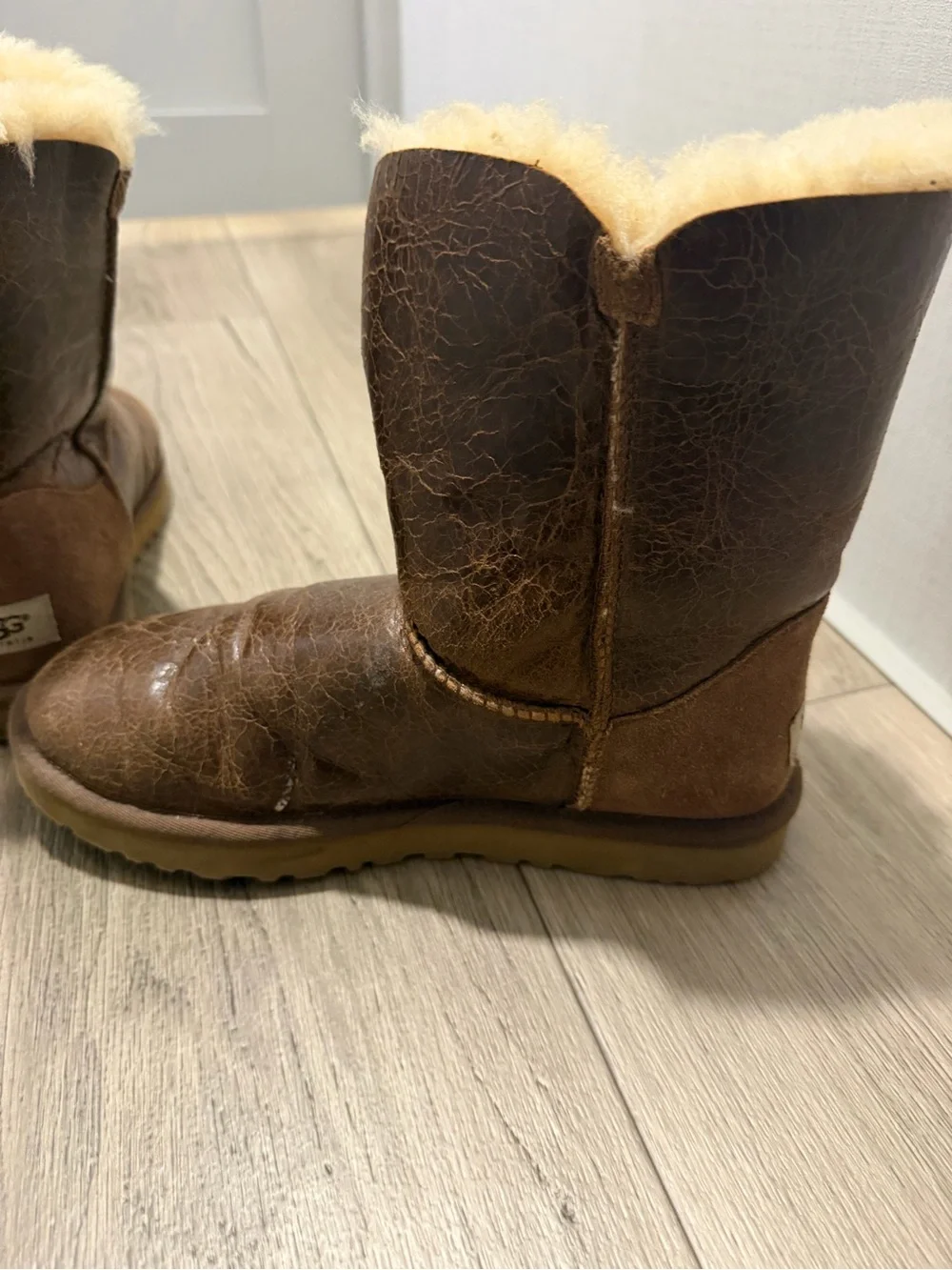 UGG Chestnut leather Shearling Mid-Calf Boot